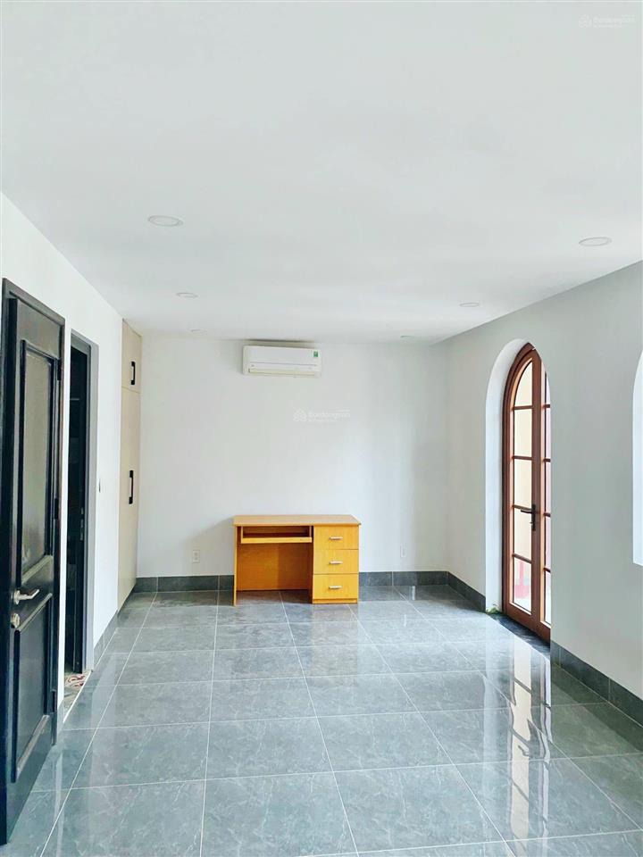 Cho thuê gấp shophouse 5 tầng diện tích sàn 535,3m2 tại khu sun grand city an thới, phú quốc