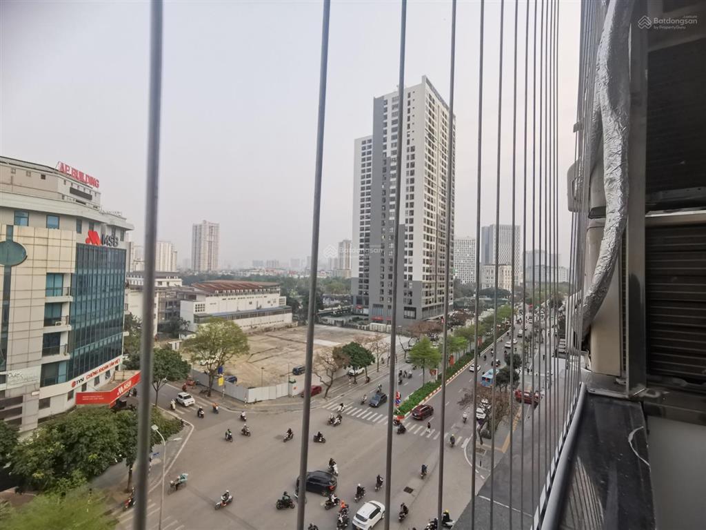 Cho thuê căn hộ 3 ngủ, full nội thất trần thái tông