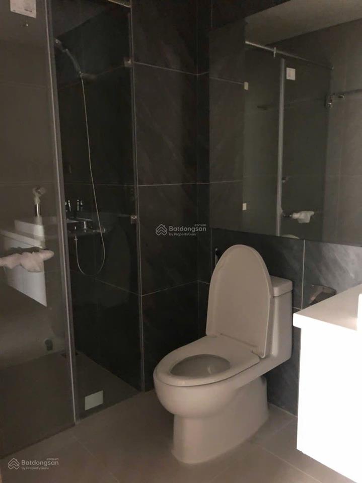 Cho thuê căn hộ 2 ngủ tòa mipec view nội khu
