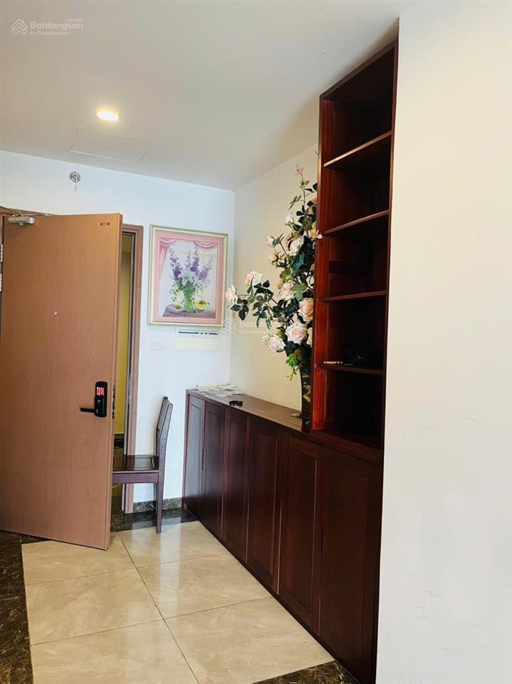 Căn hộ cao cấp 3 ngủ cầu giấy view công viên, bể bơi tầng 6, có slot ô tô