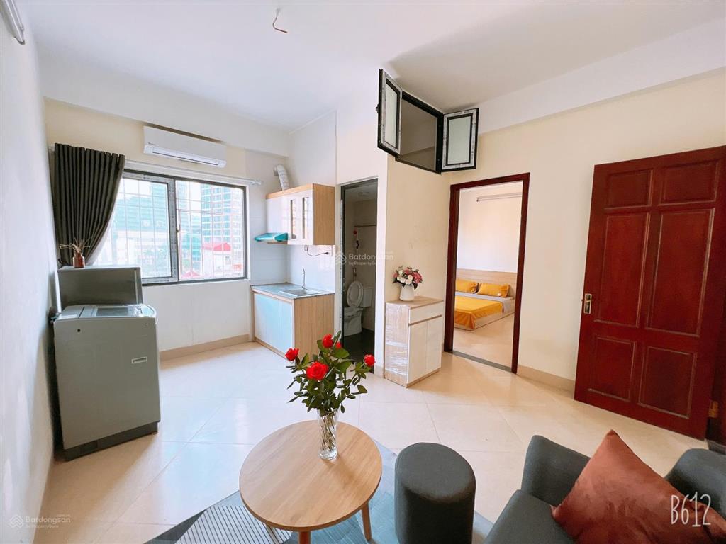Cho thuê căn hộ 1 ngủ + khách tại trần duy hưng
