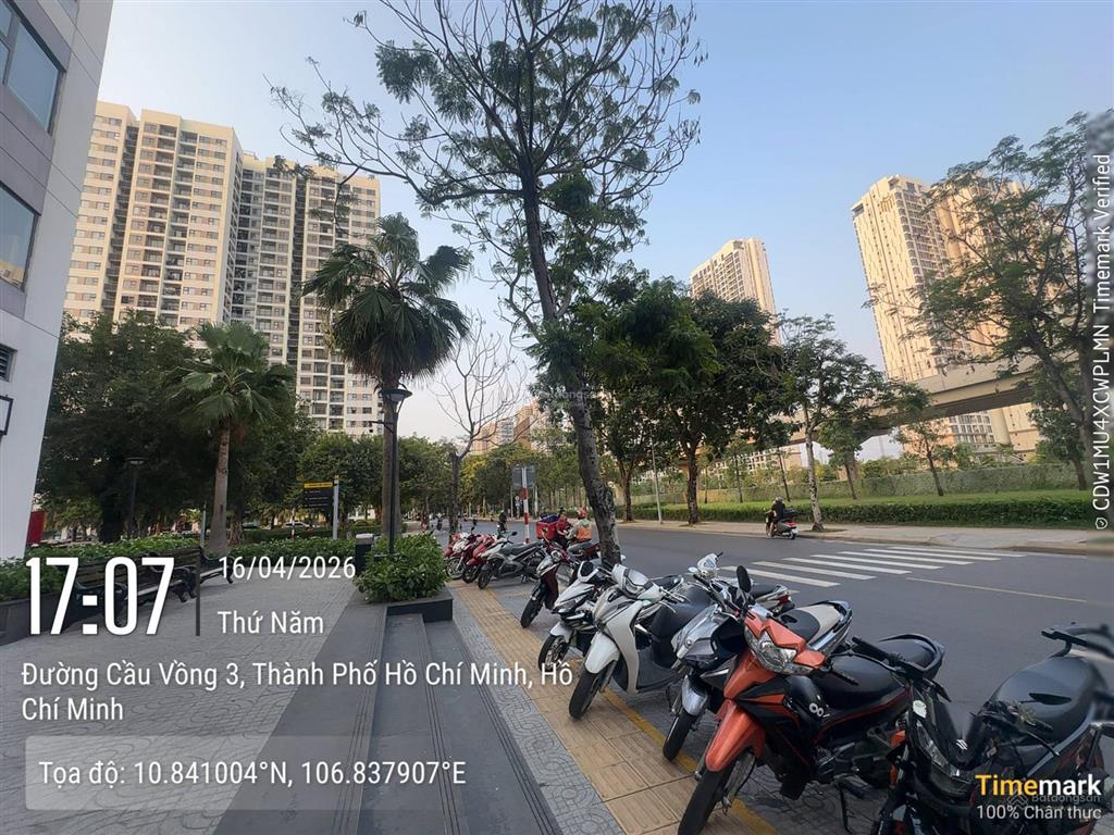 Bán shophouse đang cho thuê 40 triệu ở vinhomes grand park