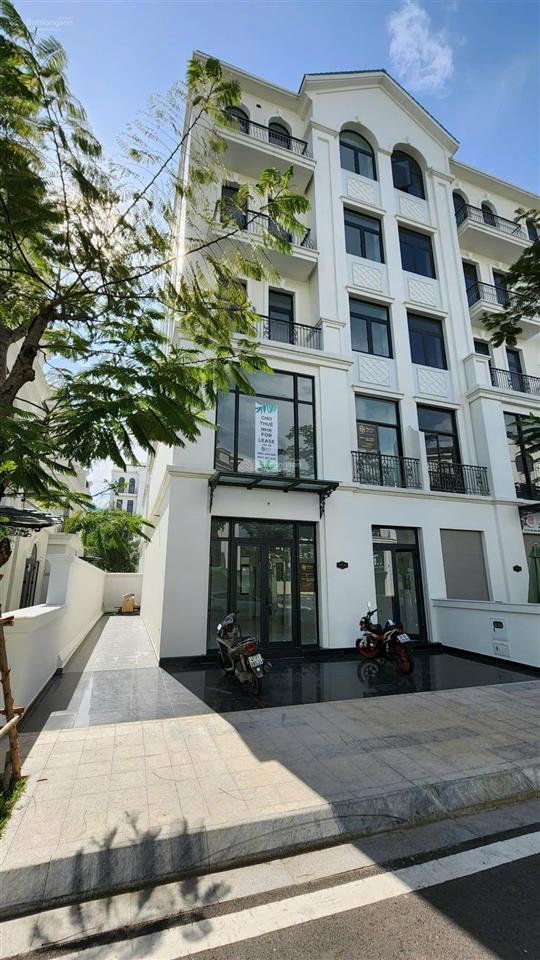 Cho thuê nhà 162m  5 tầng gần trường vinschool tại vinhomes grand park