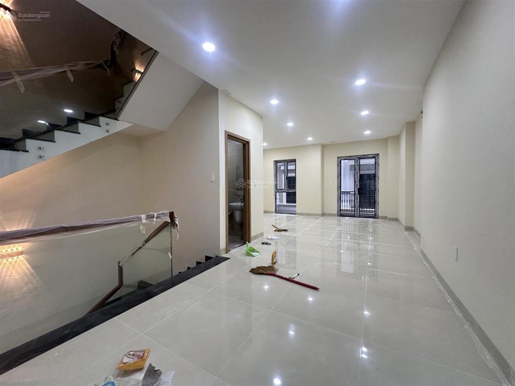 Cho thuê biệt thự làm văn phòng giá 35 triệu/tháng