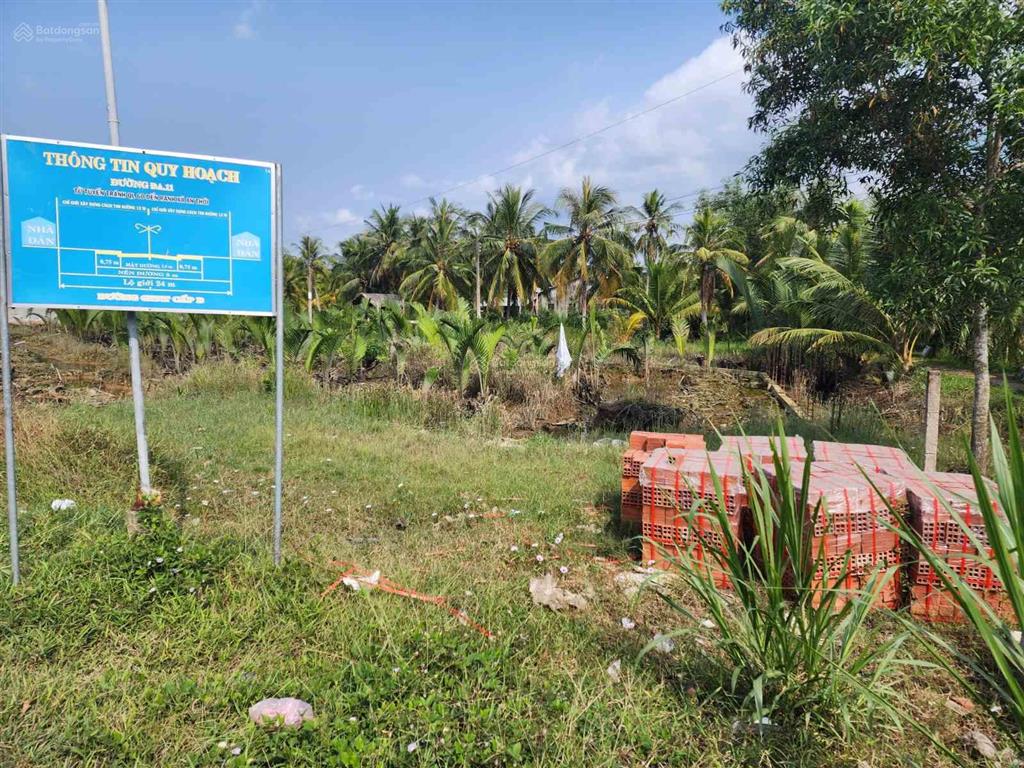 Bán đất mặt tiền ql60 tránh thị xã, 2 mặt tiền,  1.870m2, khu dân cư đông đúc