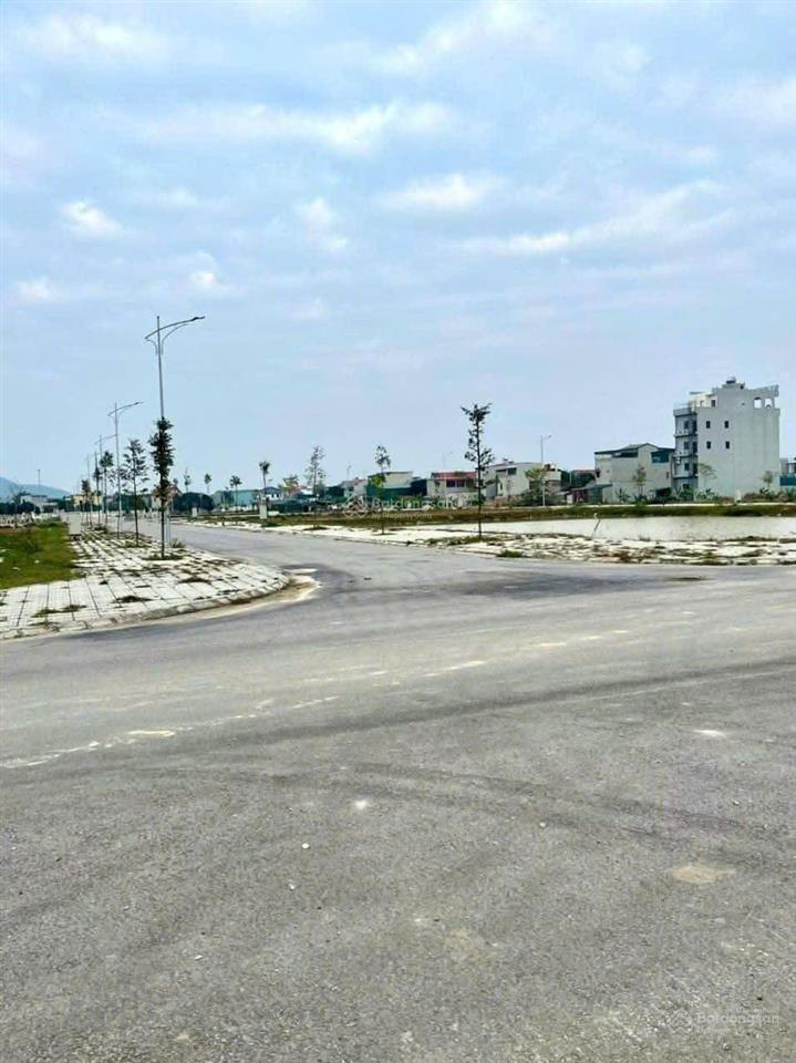 Mặt bằng 9637 đông thịnh, giá rẻ sập sàn