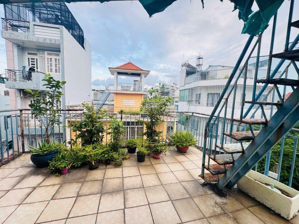 Nhà bán nguyễn kiệm hẻm xe tải 65m² 4tầng giá chỉ nhỉnh 7tỷ ngang 6,5m ngay trung tâm gò vấp..