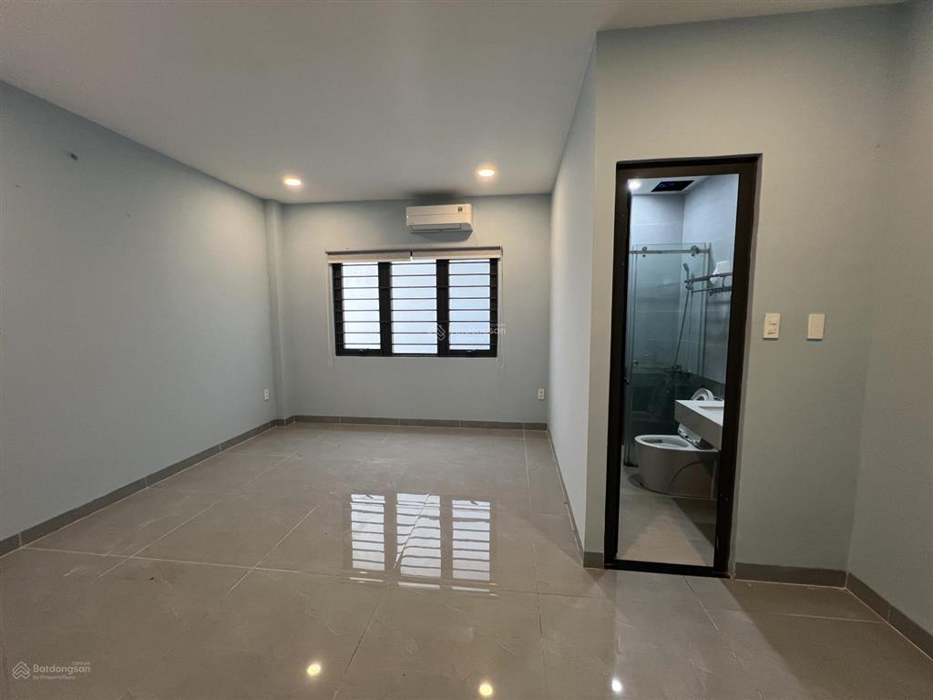 Bán nhà phố 3lầu sân thượng giá 10tỷ2 tl, hỗ trợ vay, 85m2(5x17) đối diện công viên, biệt thự