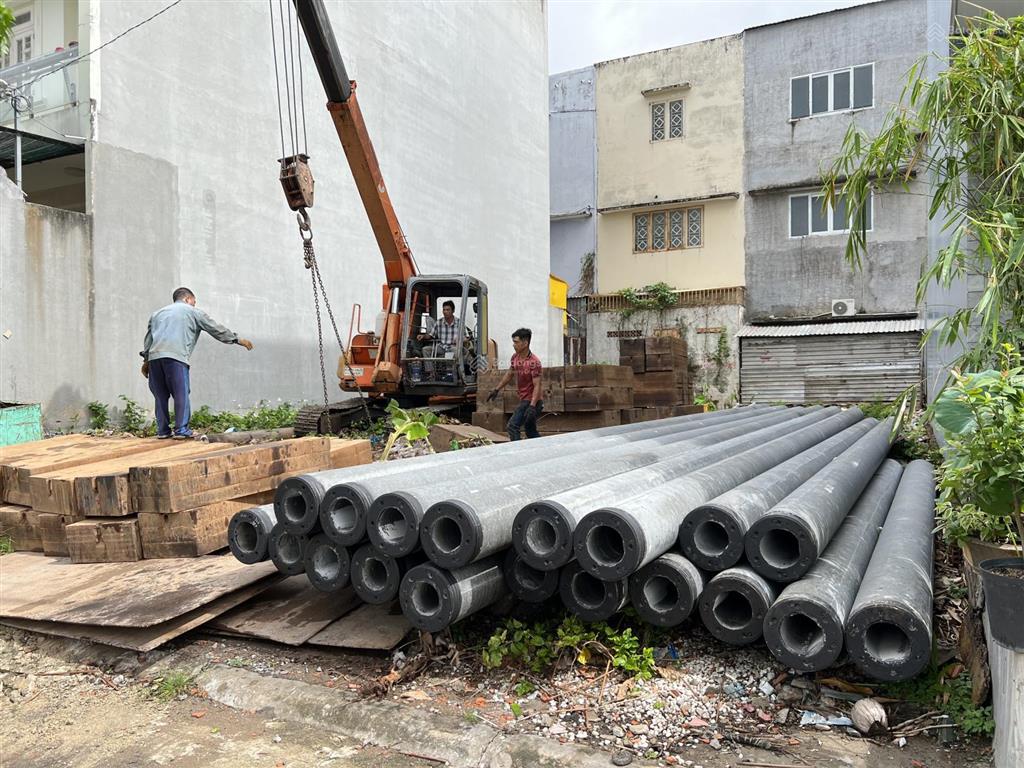 Bán nhà phố 3lầu sân thượng giá 10tỷ2 tl, hỗ trợ vay, 85m2(5x17) đối diện công viên, biệt thự