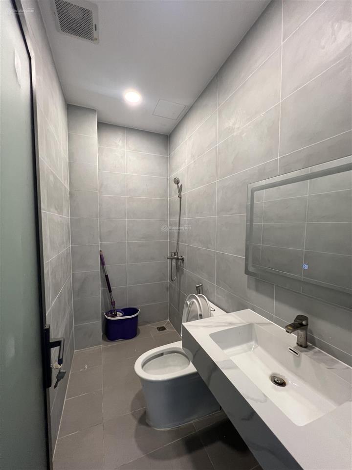 Bán nhà phố 3lầu sân thượng giá 10tỷ2 tl, hỗ trợ vay, 85m2(5x17) đối diện công viên, biệt thự