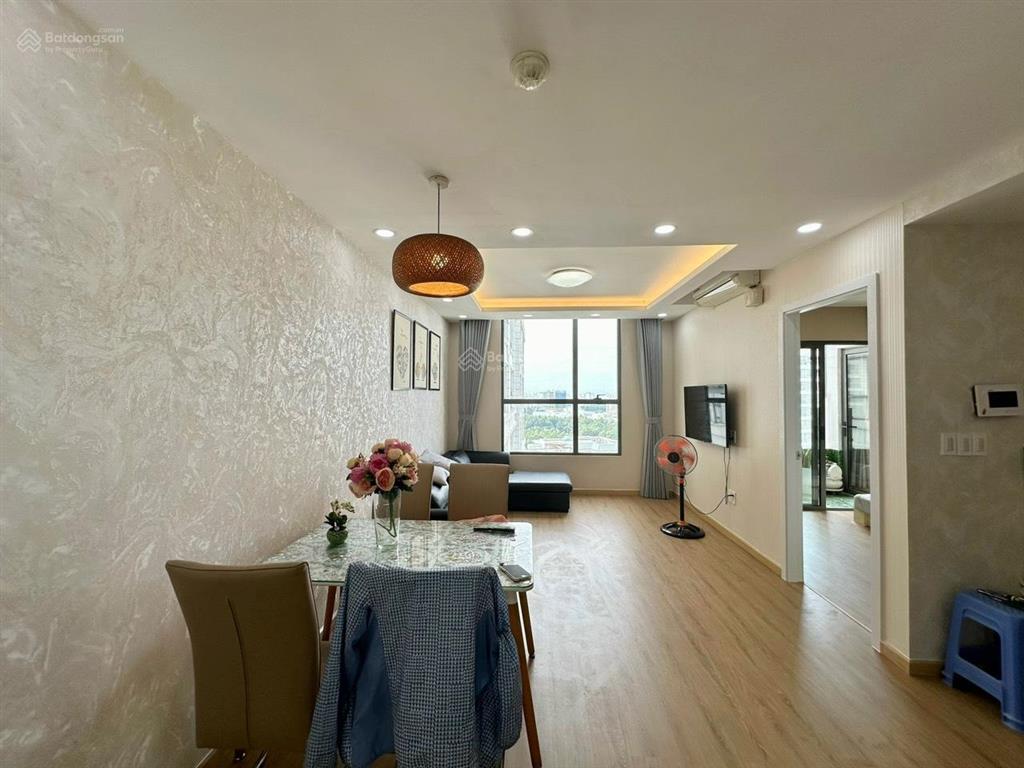 16tr/tháng  garden gate  nhà y hình  tầng cao thoáng mát  dọn vào ở ngay