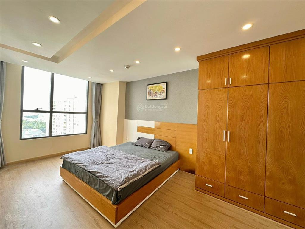 16tr/tháng  garden gate  nhà y hình  tầng cao thoáng mát  dọn vào ở ngay