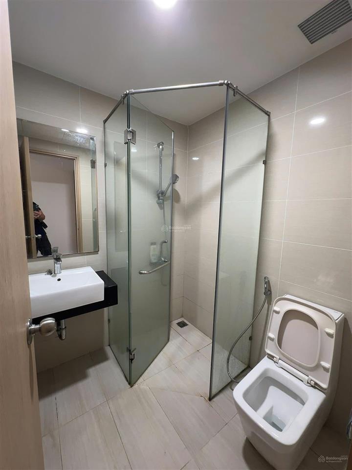 Căn 2pn  golden mansion  16 triệu/tháng  nhà đầy đủ nội thất  tầng cao thoáng mát