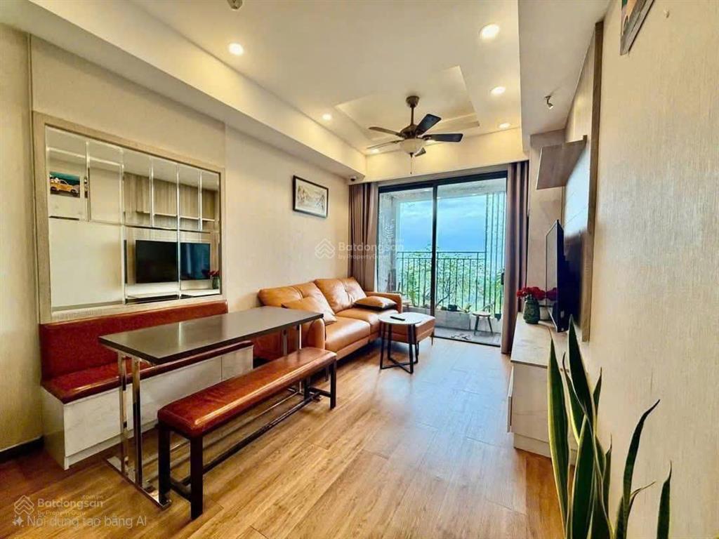 Căn 2pn  16 triệu / tháng  tầng cao nhà đẹp  đầy đủ nội thất thoáng mát