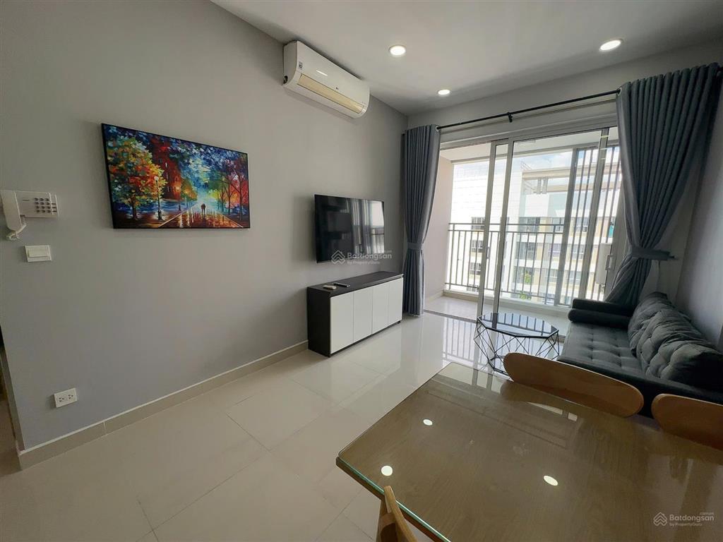Căn 2pn, 2wc  nhà mới đầy đủ nội thất  tầng cao thoáng mát  dọn vào ở ngay