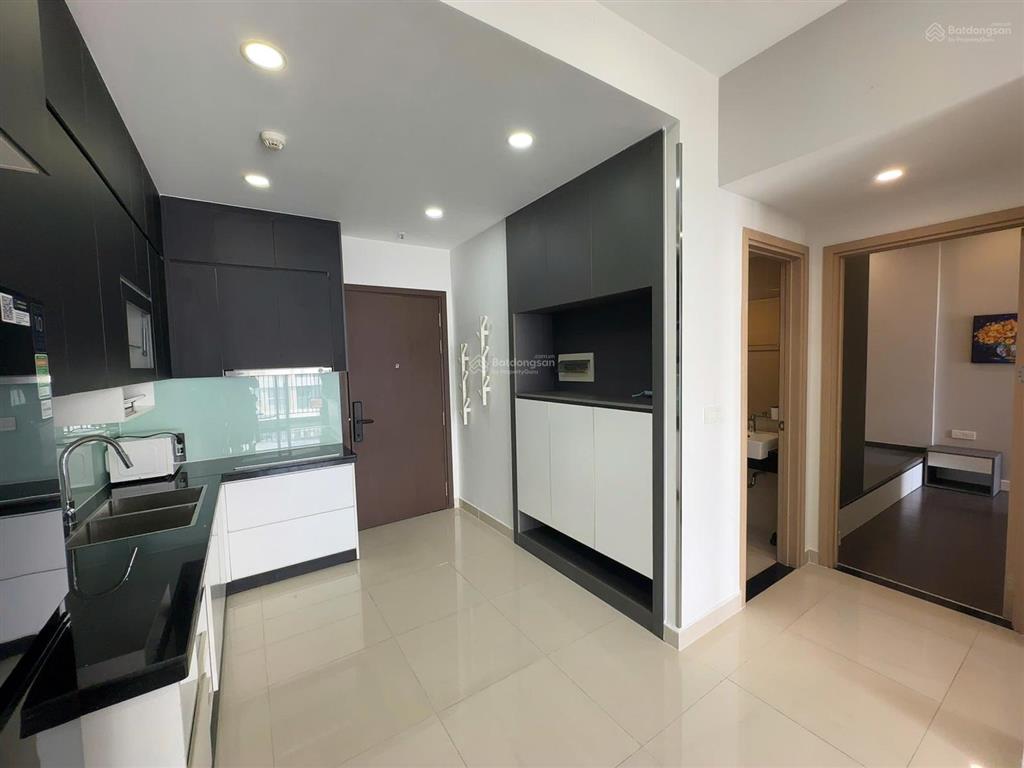 Căn 2pn, 2wc  nhà mới đầy đủ nội thất  tầng cao thoáng mát  dọn vào ở ngay