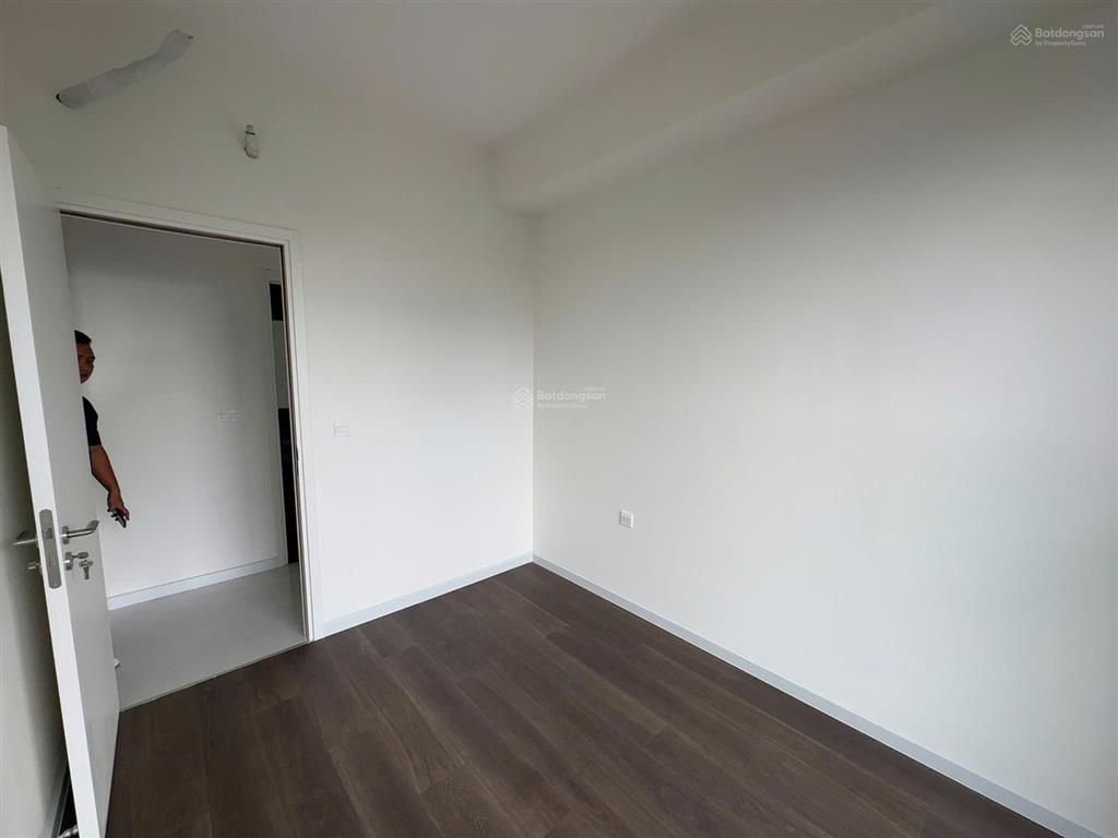 Căn 2pn, 2wc  nhà mới 100%  ban công dài  cho thuê giá tốt  13tr/tháng