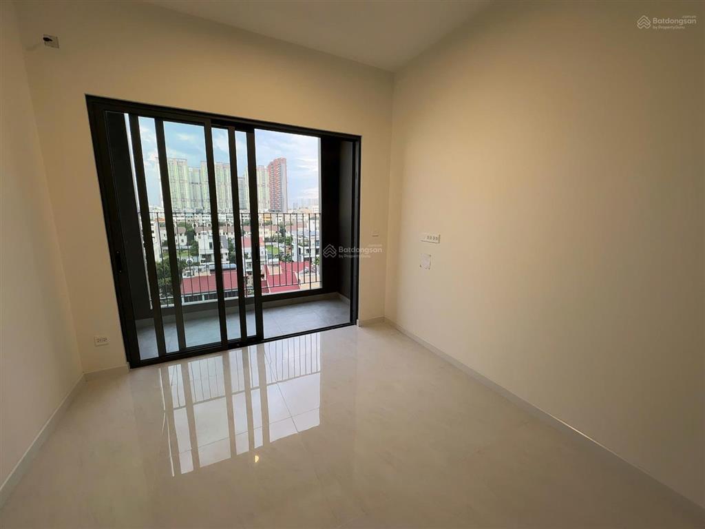 Căn hộ 2pn, 2wc  nhà mới tầng cao thoáng mát  chuyên cho thuê victoria village