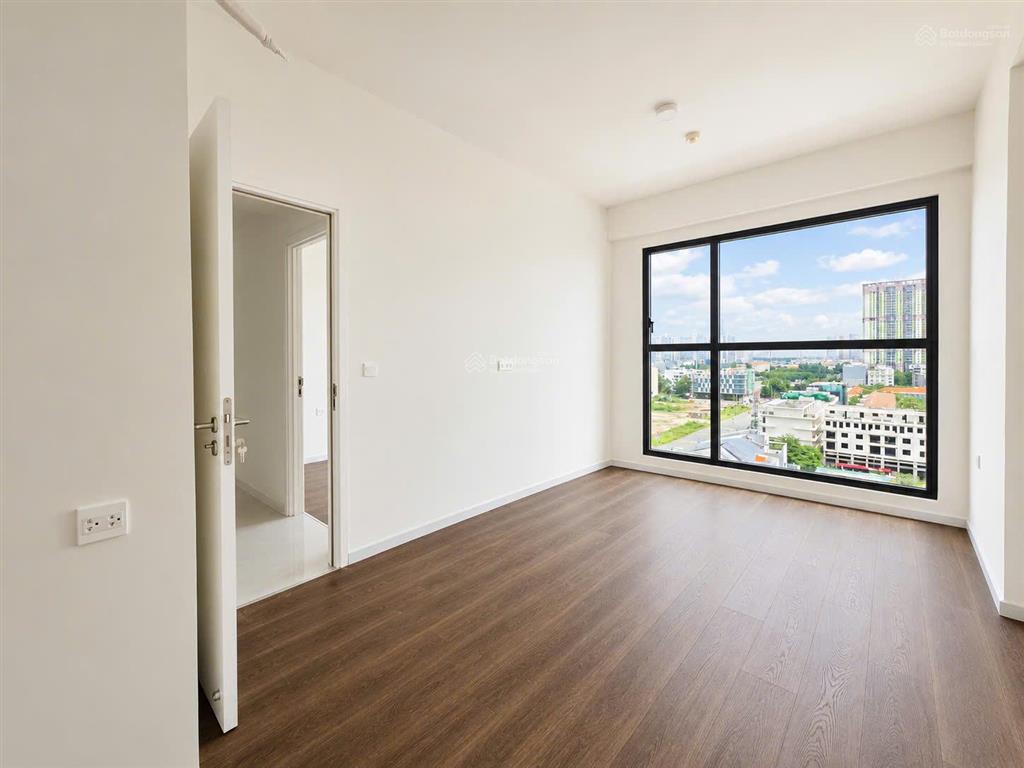 Bán căn 2pn.2wc view landmark 81  tầng cao thoáng mát  6,5 tỷ bao hết chi phí  gặp chính chủ