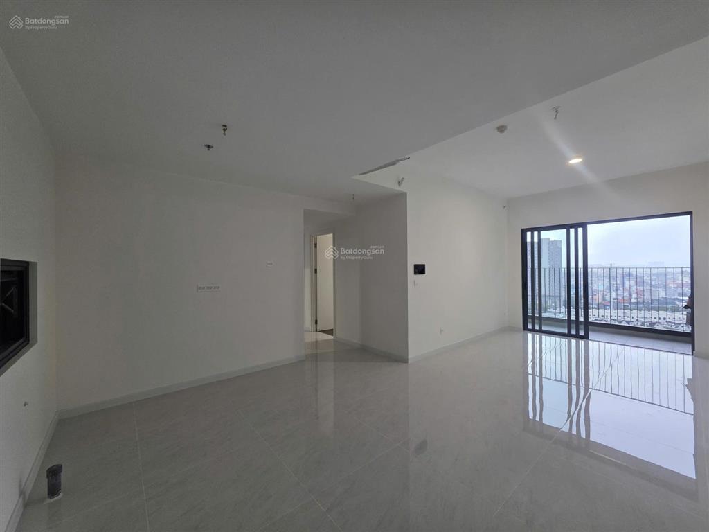 Căn 3pn.2wc  tầng cao view thoáng  nội thất full bếp rèm máy lạnh  đúng giá gặp chính chủ