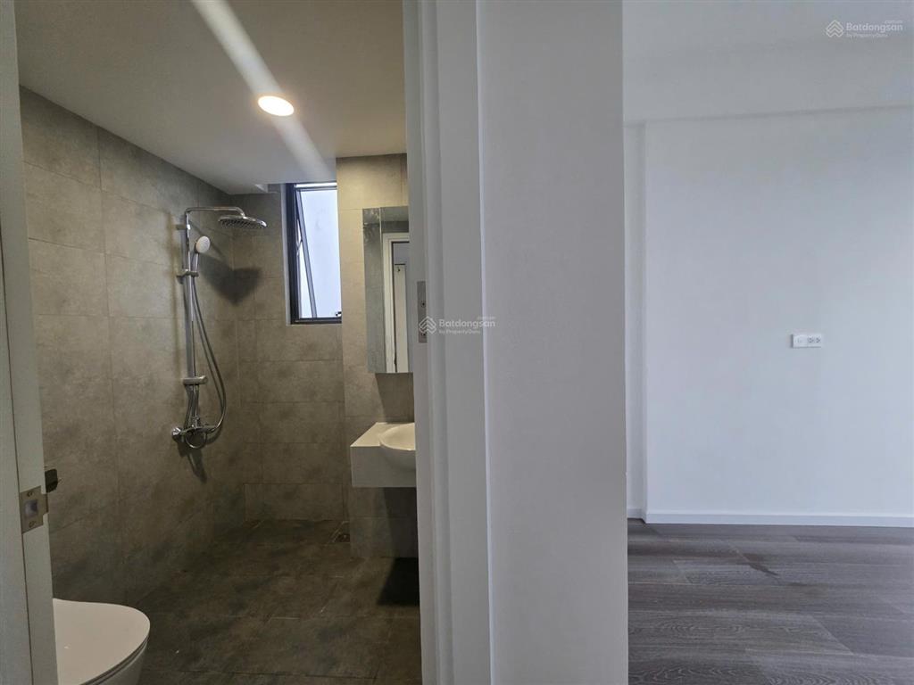 Bán căn 3pn  view sông trực diện  tầng cao thoáng mát  11 tỷ bao hết chi phí