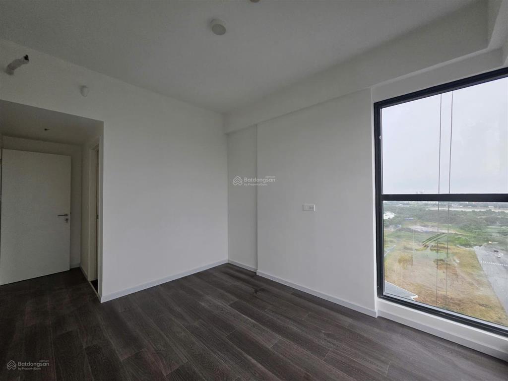 Bán căn 3pn  view sông trực diện  tầng cao thoáng mát  11 tỷ bao hết chi phí