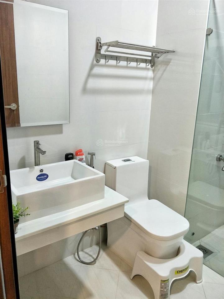 Chính chủ cho thuê căn 3pn  golden mansion  nhà đẹp tầng cao thoáng mát