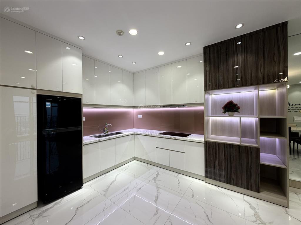 Cho thuê ch 2pn, 2wc, 76m2 tại sunrise city view, chỉ với 16 triệu vnd