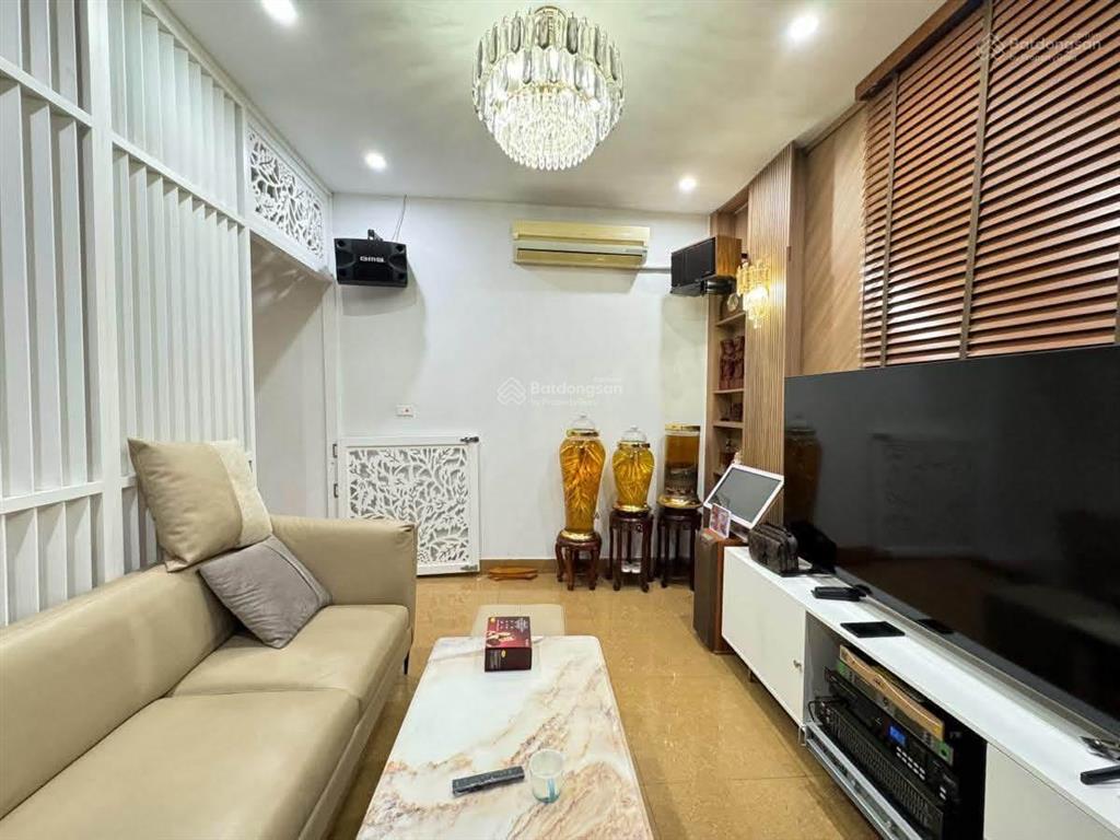 Hoàng văn thái 86m2 5 tầng mặt tiền hơn 5m giá chào giảm sâu