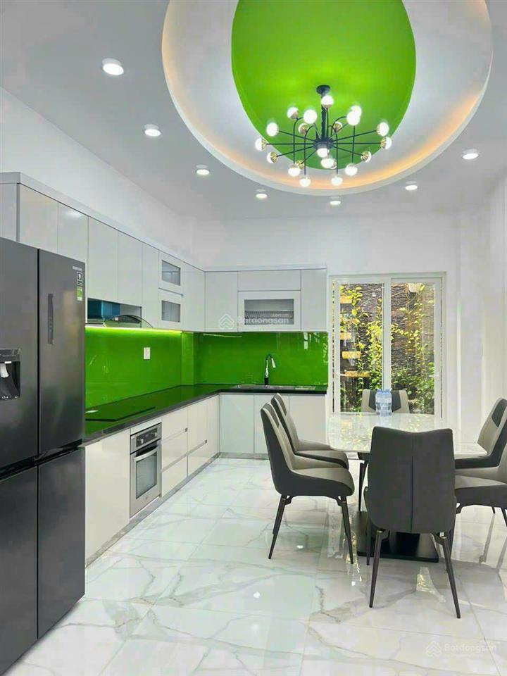 Nhà đẹp full nội thất cao cấp gần siêu thị eon bình tân 4 x 20m, có 3 lầu 5pn 5wc sân thượng