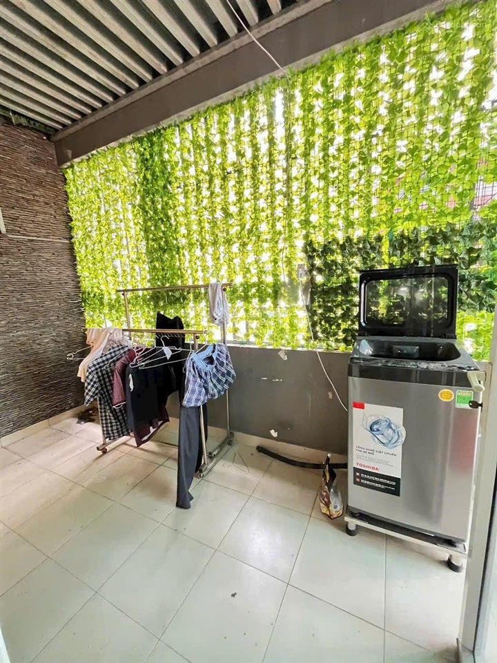 Biệt thự full nội thất cao cấp gần siêu thị eon bình tân 10 x 20 có 5pn 5wc sân thượng