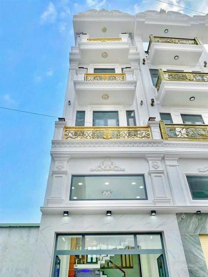 Nhà đẹp y hình 4 x 18 có 3 lầu 5pn 5wc sân thượng (gần khu tên lửa)