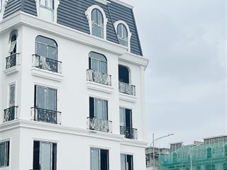 Shophouse 90m 5 tầng view hồ giá đầu tư chỉ 11,x tỷ