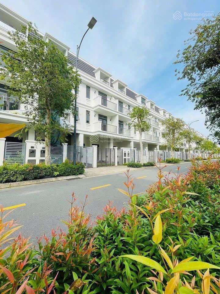 Nhà phố la vida 5m ngang sổ hồng cầm tay, tây bắc, chỉ 7,3 tỷ (bao thuế phí)