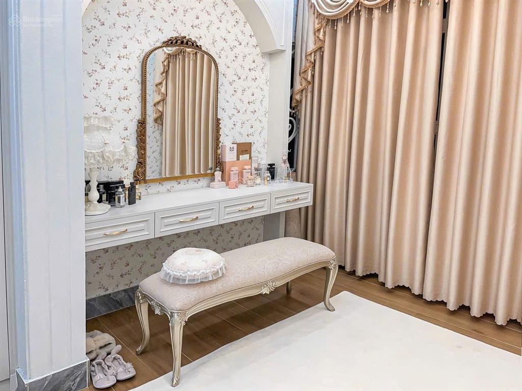 Bán nhà phú thượng  tây hồ  80m x 3 tầng  mt 6.5m  gara ô tô  biệt thự mini giá hơn 16 tỷ