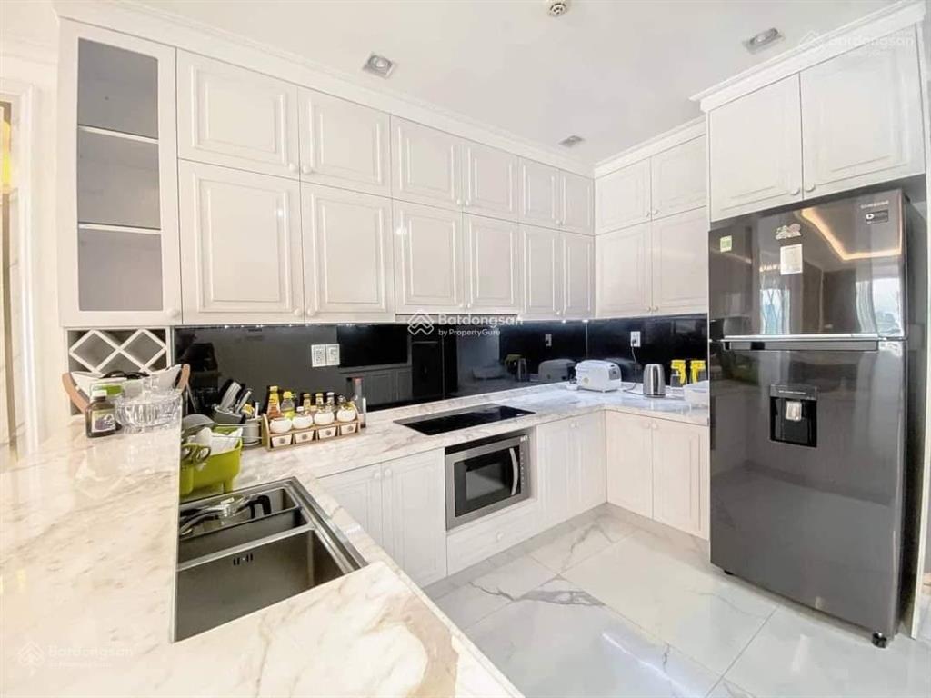 Chính chủ bán căn hộ 95m2 newton lầu cao thoáng mát, 2pn 2wc nội thất full giá 6.9 tỷ 0902 202 ***