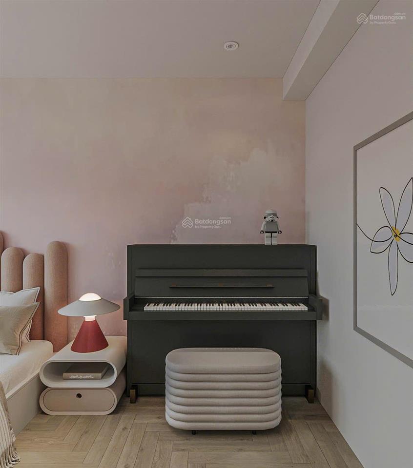 Chính chủ cần bán gấp căn hộ 90m2 richstar novaland 3pn 2wc full nội thất 4.7 tỷ 0902 202 ***