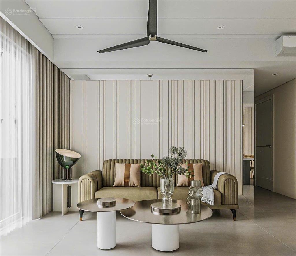 Chính chủ cần bán gấp căn hộ 90m2 richstar novaland 3pn 2wc full nội thất 4.7 tỷ 0902 202 ***