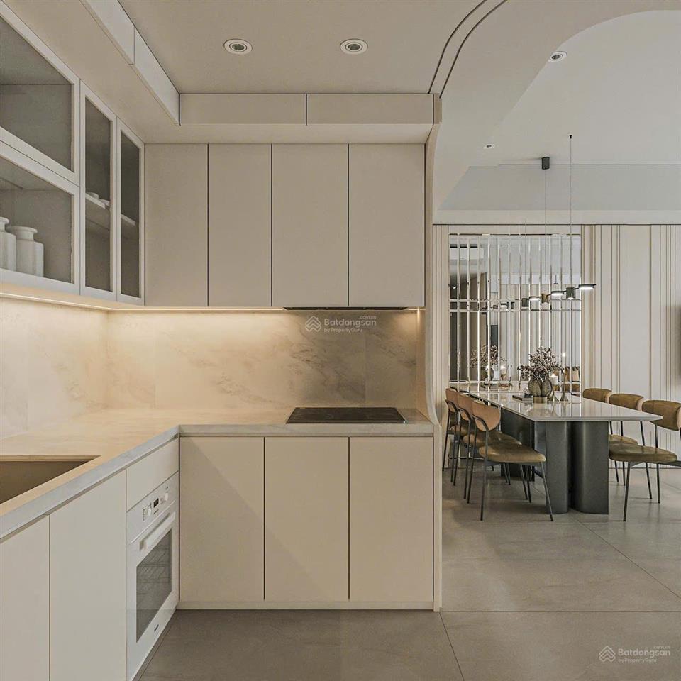 Chính chủ cần bán gấp căn hộ 90m2 richstar novaland 3pn 2wc full nội thất 4.7 tỷ 0902 202 ***