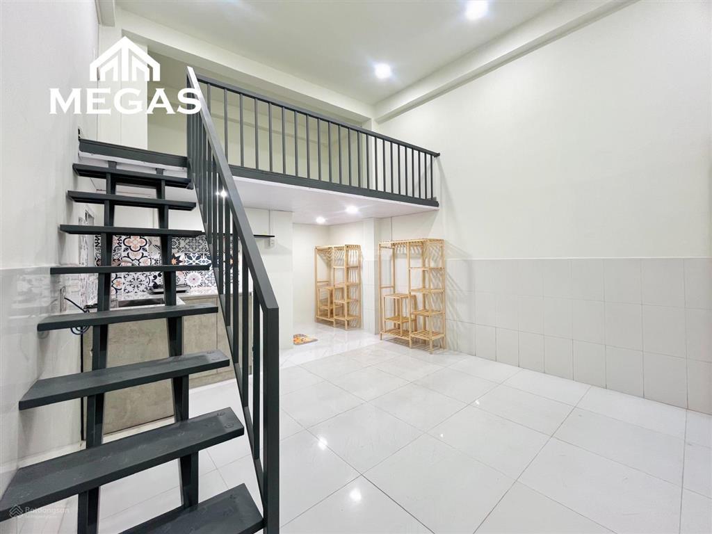 Căn hộ có gác mới xây full nội thất 35m2 siu rộng ngay hậu giang  nguyễn văn luông