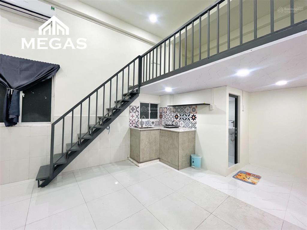 Căn hộ có gác mới xây full nội thất 35m2 siu rộng ngay hậu giang  nguyễn văn luông