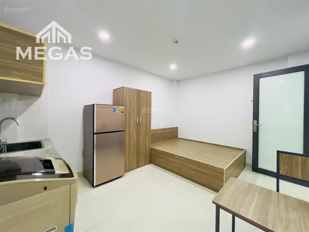 Phòng cho thuê giá tốt gác cao rộng 35m2 full nội thất ngay công viên phần mềm, quang trung, gò vấp