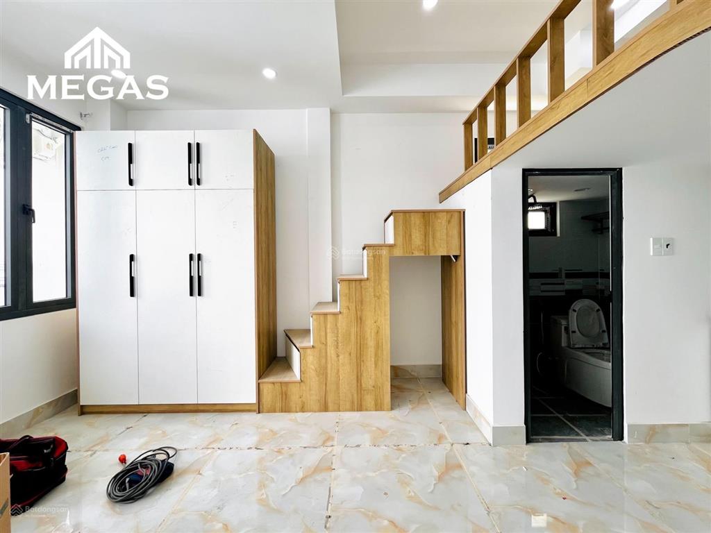 Căn hộ duplex  ban công máy giặt riêng mới 100% ngay hòa bình  ngã tư 4 xã