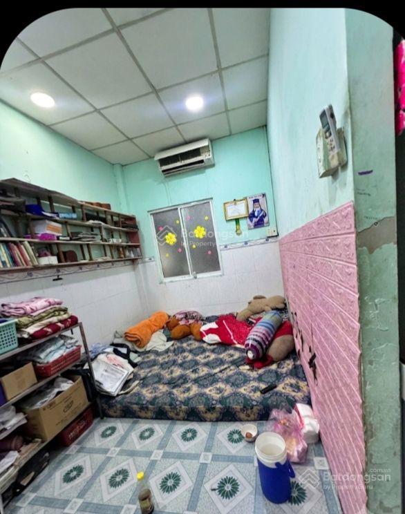 Bán gấp nhà lê hồng phong q10, cách 100m ra mặt tiền, 25m², giá 4,1 tỷ.