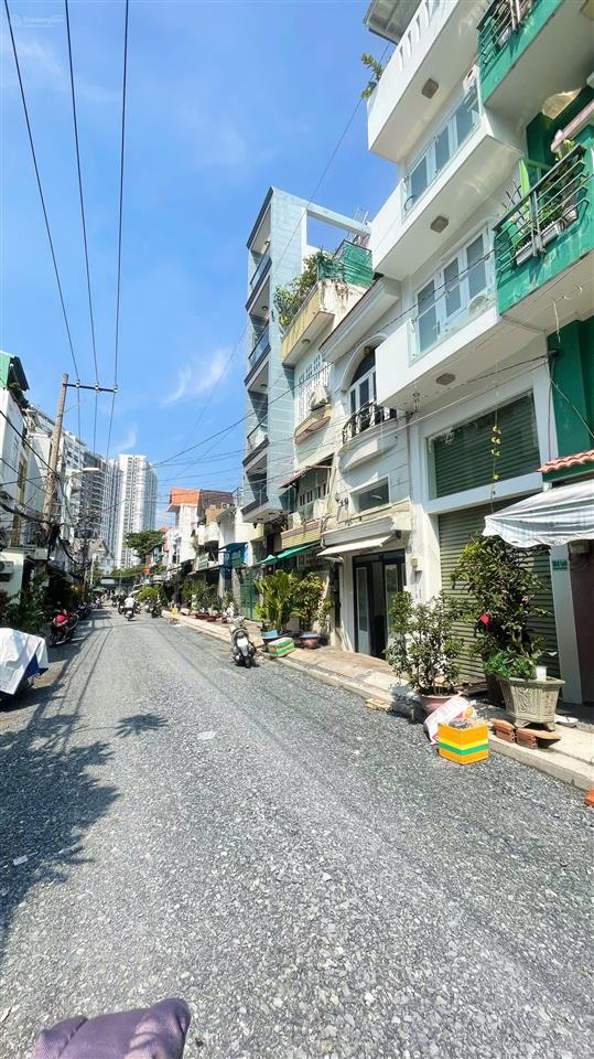Nhà cho thuê hẻm xe hơi bình phú p10, q6  3 tầng vừa ở vừa kinh doanh, giá 8tr/th.