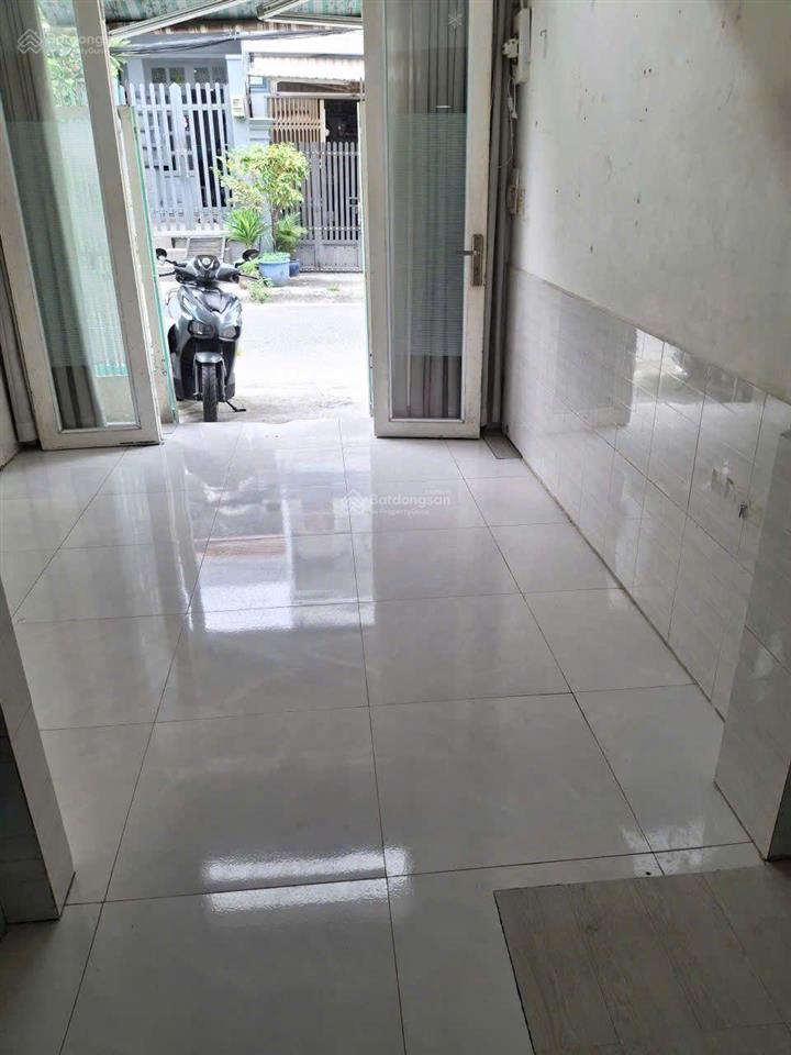 Nhà cho thuê hẻm xe hơi bình phú p10, q6  3 tầng vừa ở vừa kinh doanh, giá 8tr/th.