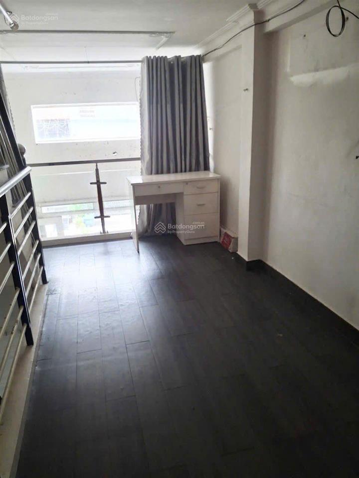 Nhà cho thuê hẻm xe hơi bình phú p10, q6  3 tầng vừa ở vừa kinh doanh, giá 8tr/th.