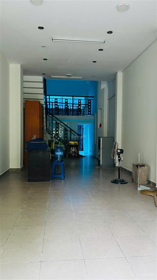 Cho thuê nhà đẹp mặt tiền nội bộ 10m lý chiêu hoàng, quận 6  68m², 4 tầng, giá 21tr/th