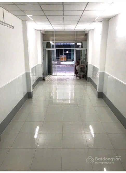 Cho thuê nhà mặt tiền lê thị bạch cát q11, 68m, 3 tầng, giá 13tr