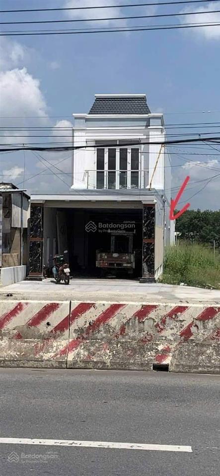 Nhà mặt tiền ql13, cần tiền bán nhanh